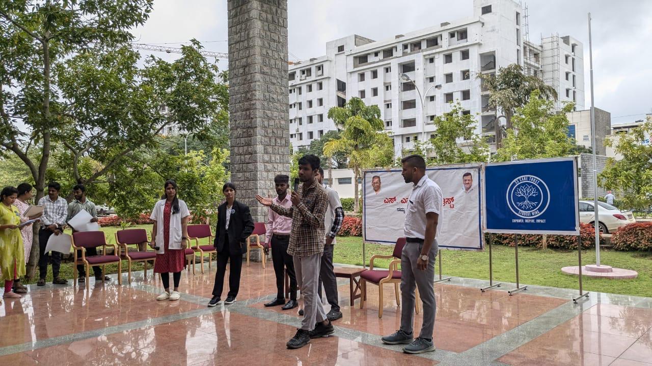 Street Play - Image 3